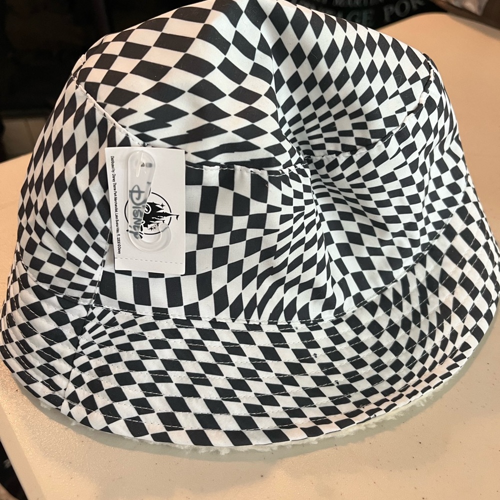 Checkered Disney Bucket Hat w/Rabbit Design. From Alice in wonderland-two sided - Picture 3 of 5